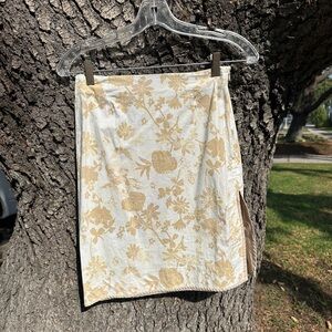 Max Studio Gold and Cream Floral Pencil Skirt